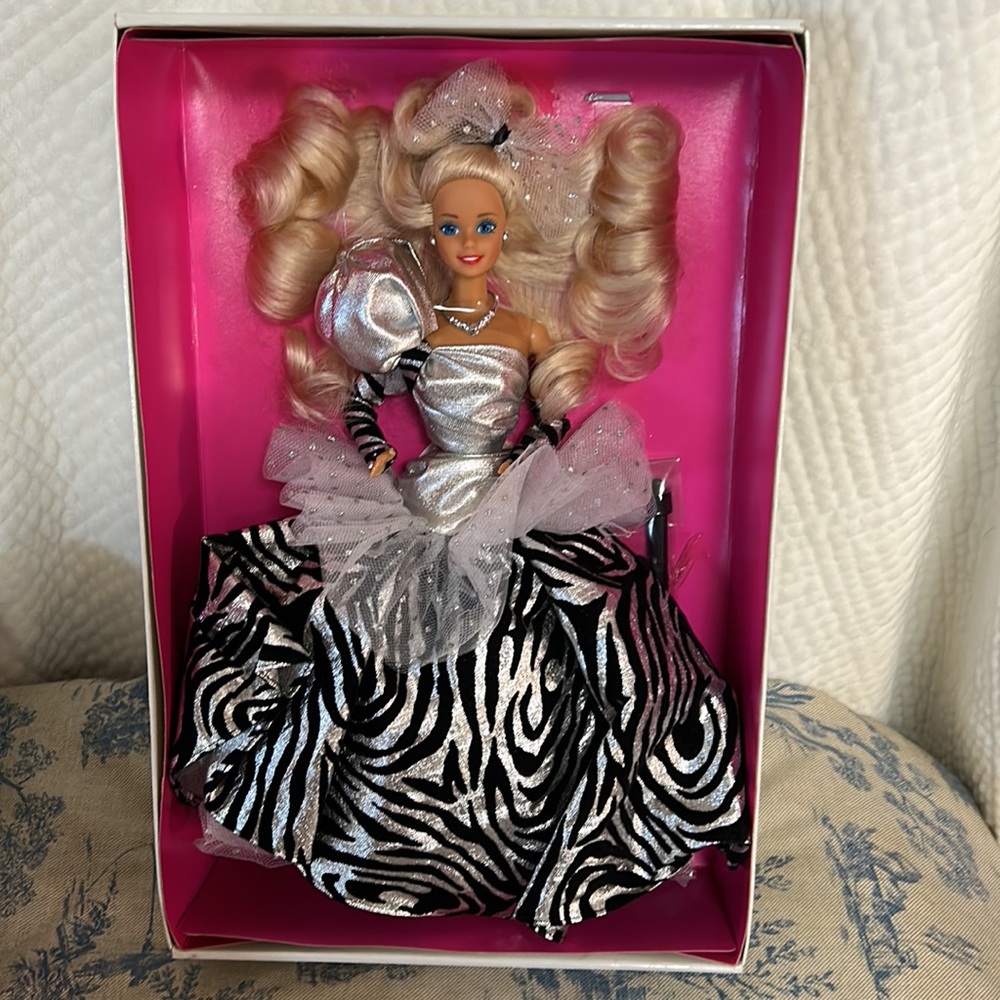 Spiegel limited edition 1991 NFFB box in fair condition for age shown in